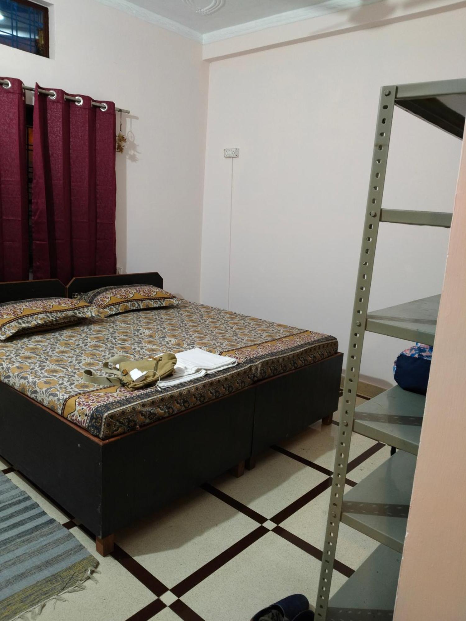 Tebaar Backpackers Hostel Risikés Szoba fotó